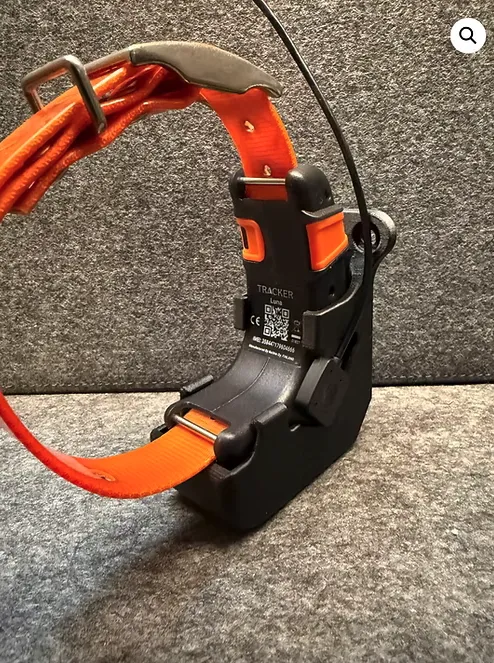 Tracker Luna Holder